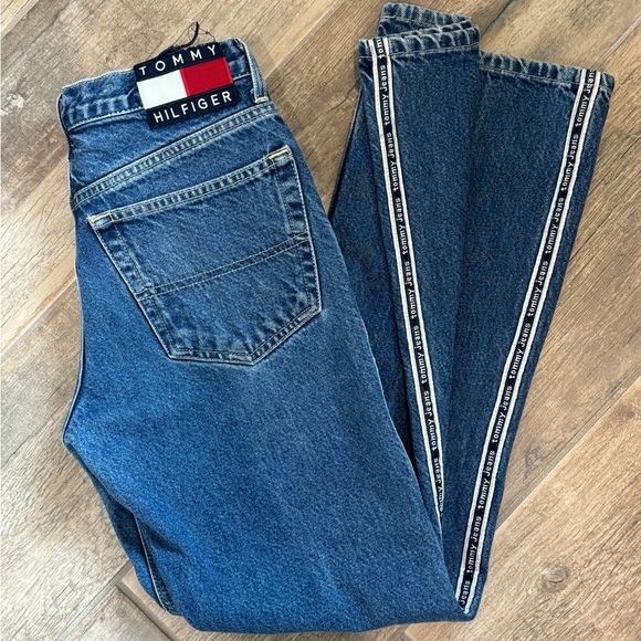 Vintage 90s Y2K Tommy Hilfiger jeans - Picture 11 of 13